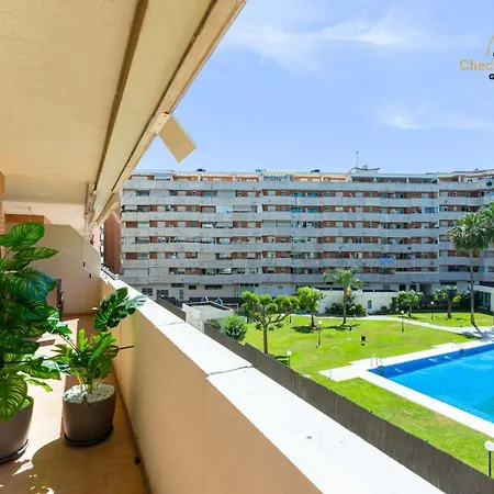 3 Estepona